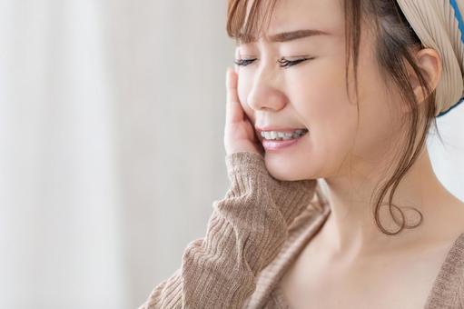 今、歯がボロボロでも諦めないで！一緒に綺麗にしましょう。